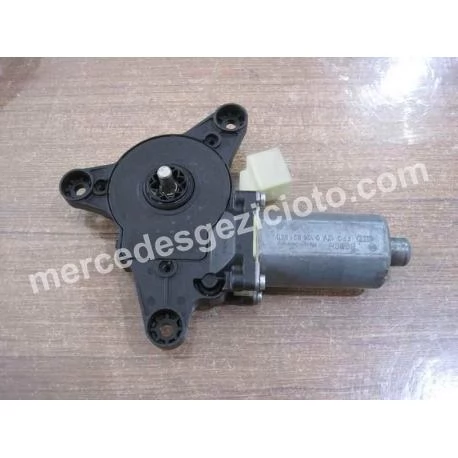 A0068204742 0068204742 MERCEDES W639 SAĞ ÖN CAM MOTORU BOSCH