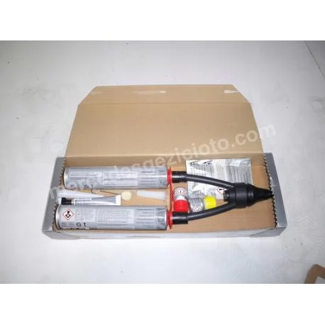 A1686700093 1686700093 MERCEDES CAM YAPIŞTIRICISI ORJİNAL