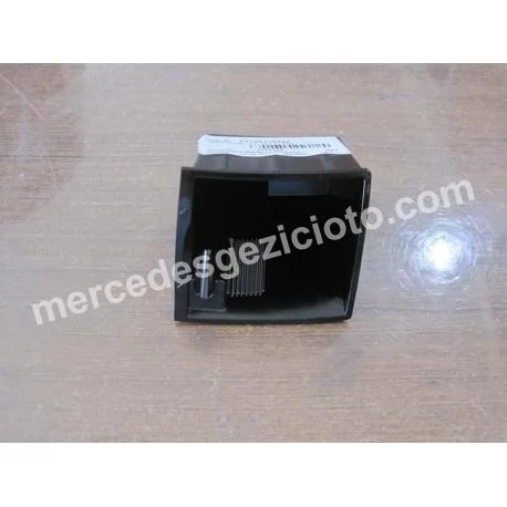 A1768130102 1768130102 MERCEDES W117 W156 W176 ARKA KÜLLÜK İÇİ ORJİNAL