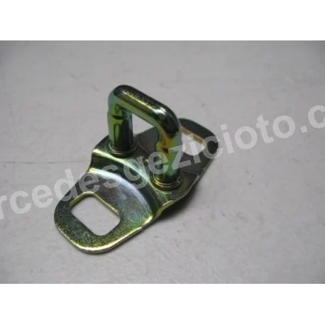 A2028800260 2028800260 MERCEDES W202 W463 KAPUT KİLİDİ ÜST PARÇASI ORJİNAL