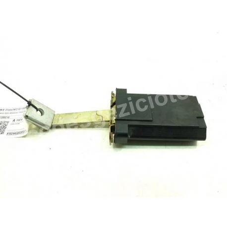 A2107200116 2107200116 MERCEDES W202 W210 ÖN KAPI GERGİSİ ORJİNAL